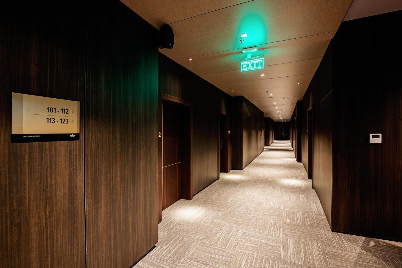 Premium Park Hotel พริเซรน ภายนอก รูปภาพ